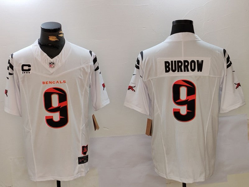 Men's Cincinnati Bengals Joe Burrow #9 White Vapor Untouchable Limited Jersey1