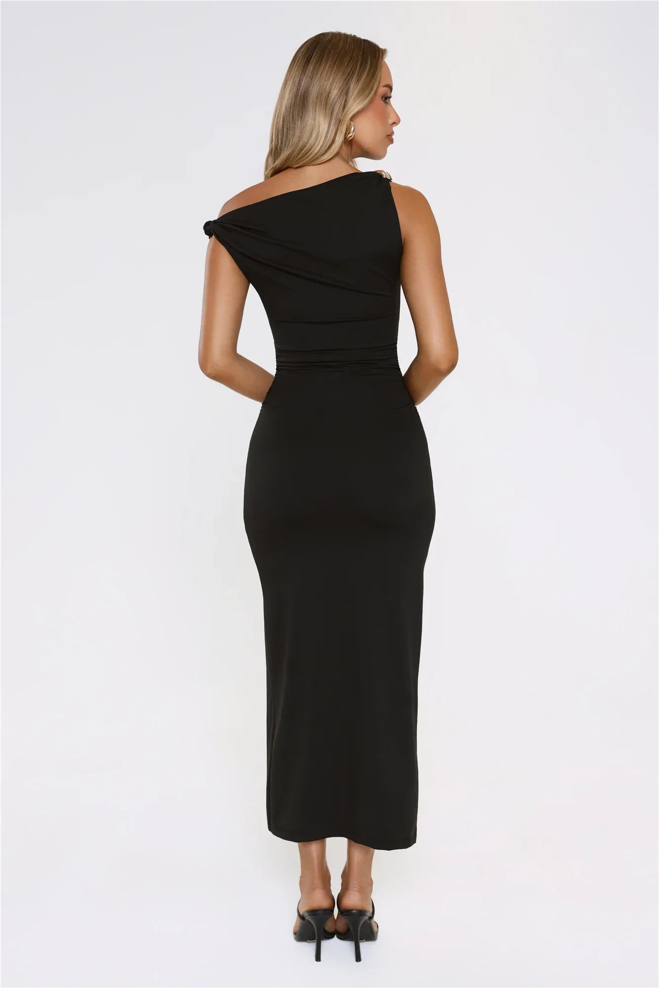 Chic Dreams Await Off Shoulder Maxi Dress Black