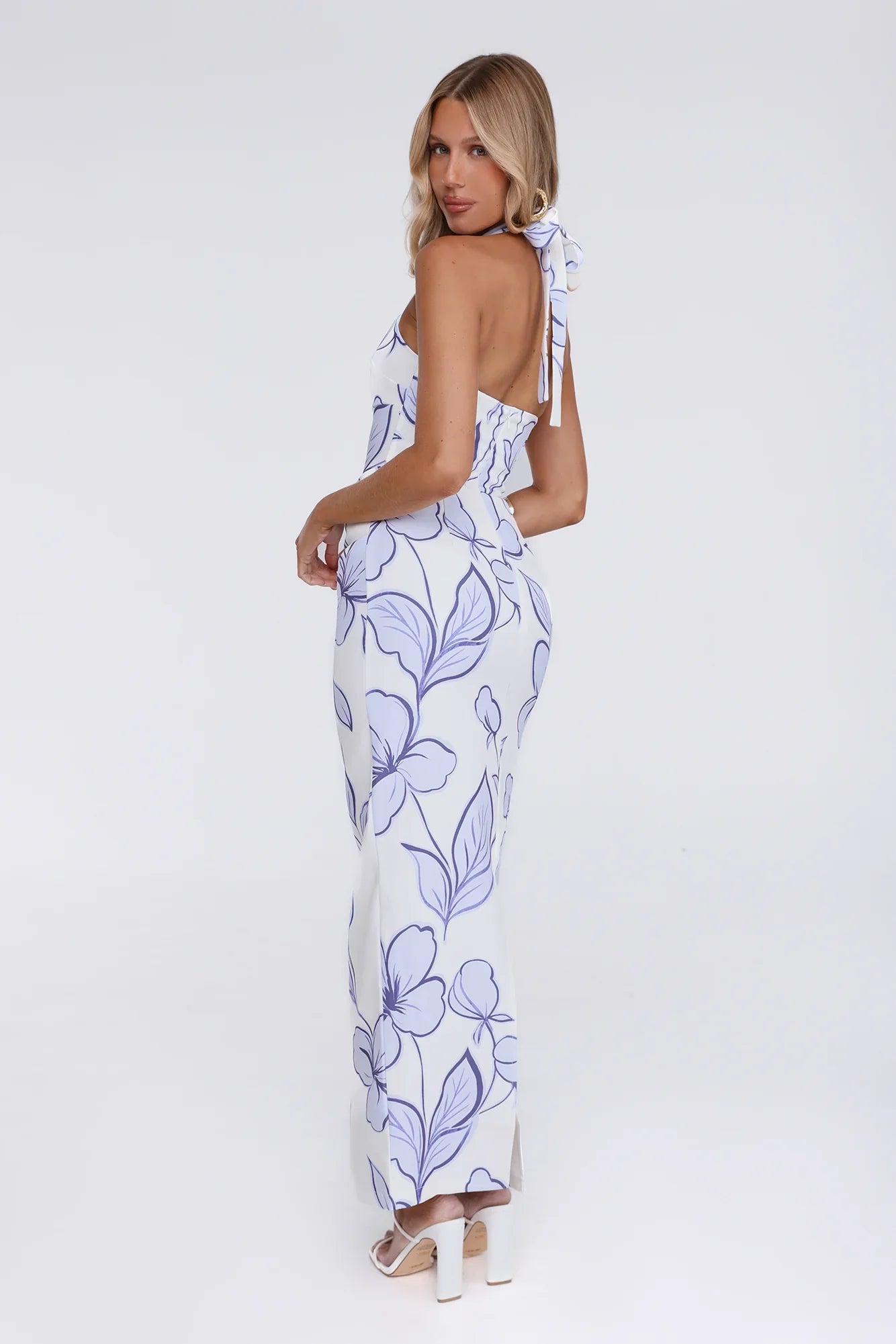 It Girl Moves Halter Maxi Dress White