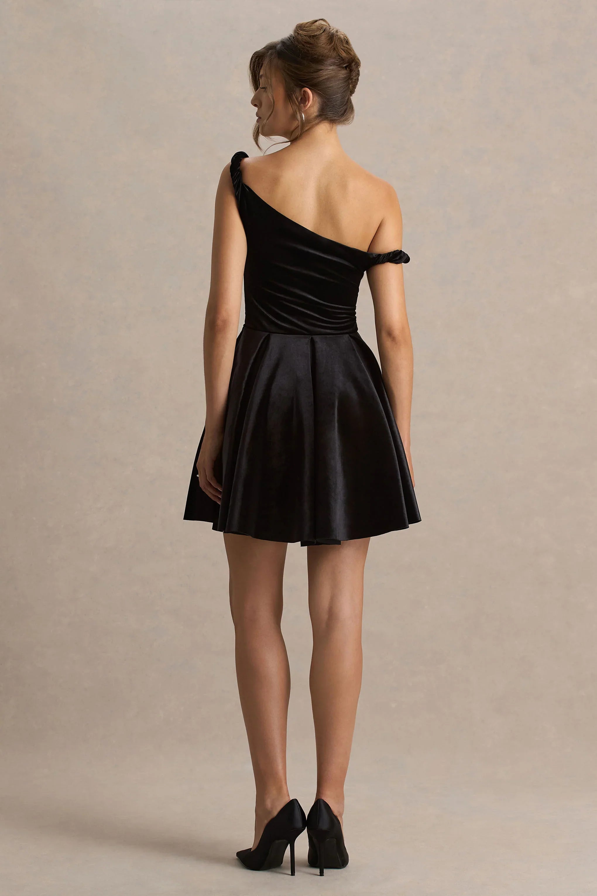 Leticia | Black Asymmetric-Neck Velvet Mini Dress With Twist-Sleeve